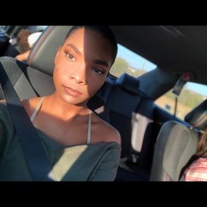 Meet your Posher, Destiny